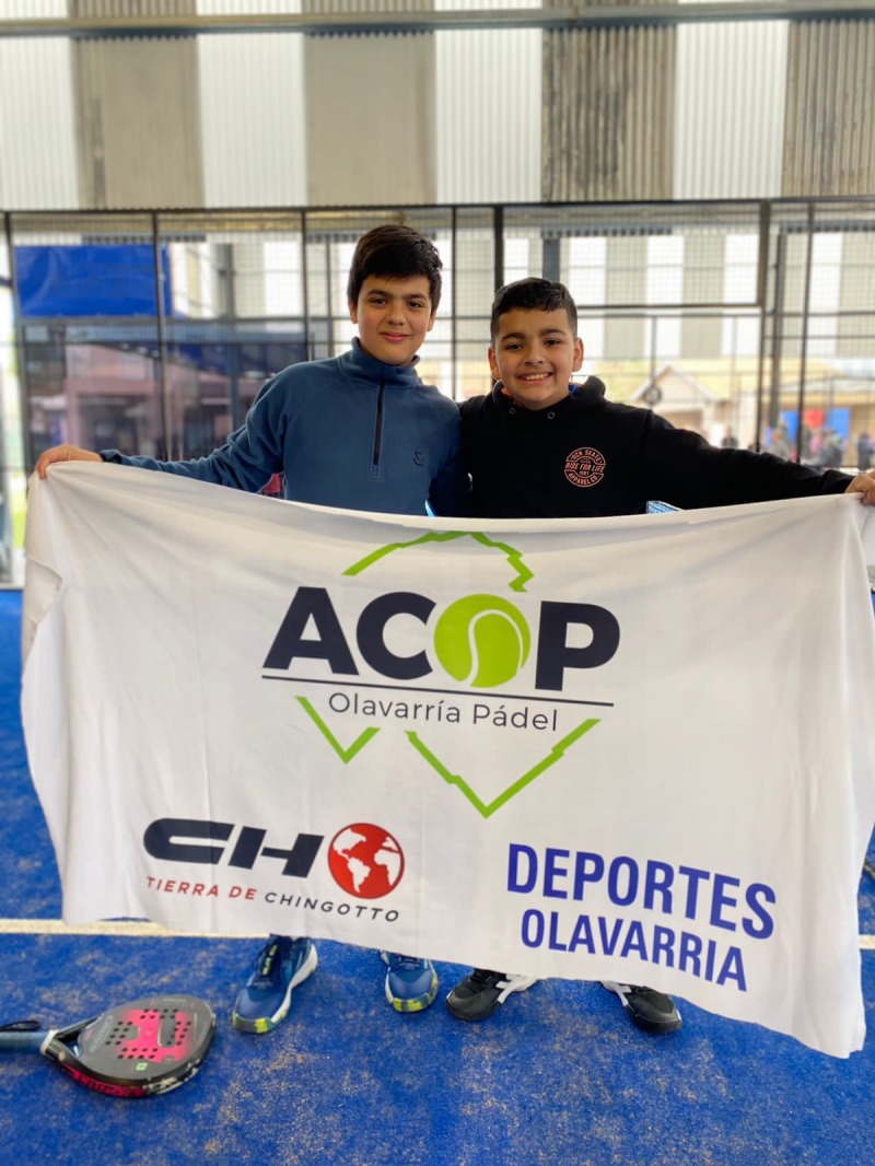 Olavarra campen del Nacional de Menores de pdel